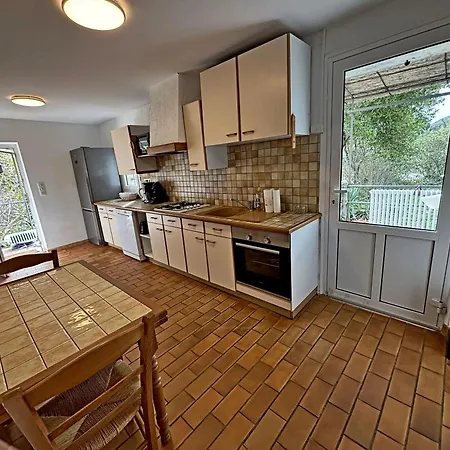 Дом отдыха Maison Accueillante, Les Vans, Vue Sur Montagne, Grand Jardin